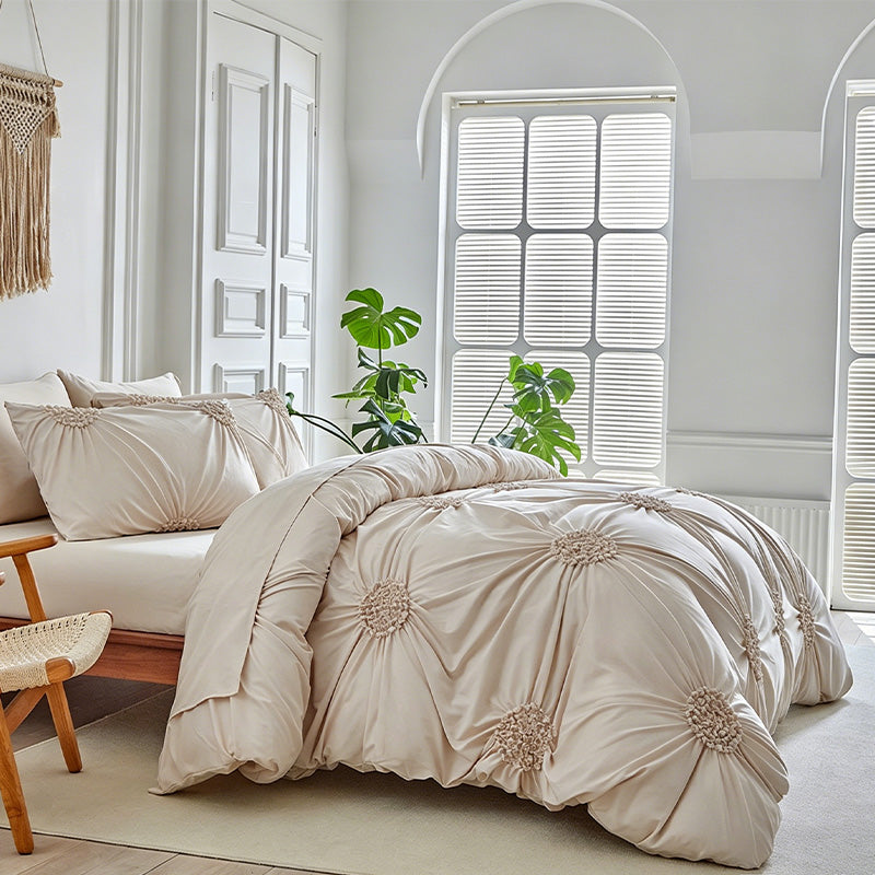 🛏️ 50% Off! Elegant Pinch Pleat Duvet Cover Set – Luxury Hotel Quality Bedding for Your Home