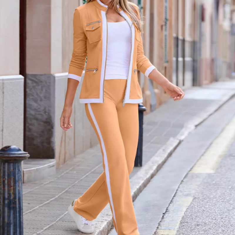 ✨50% OFF | Women's Sporty Chic Two-Piece Tracksuit Set – Stylish Comfort For Everyday & Travel🤍